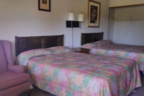 Ken Bar Lodge Gilbertsville 외부 사진
