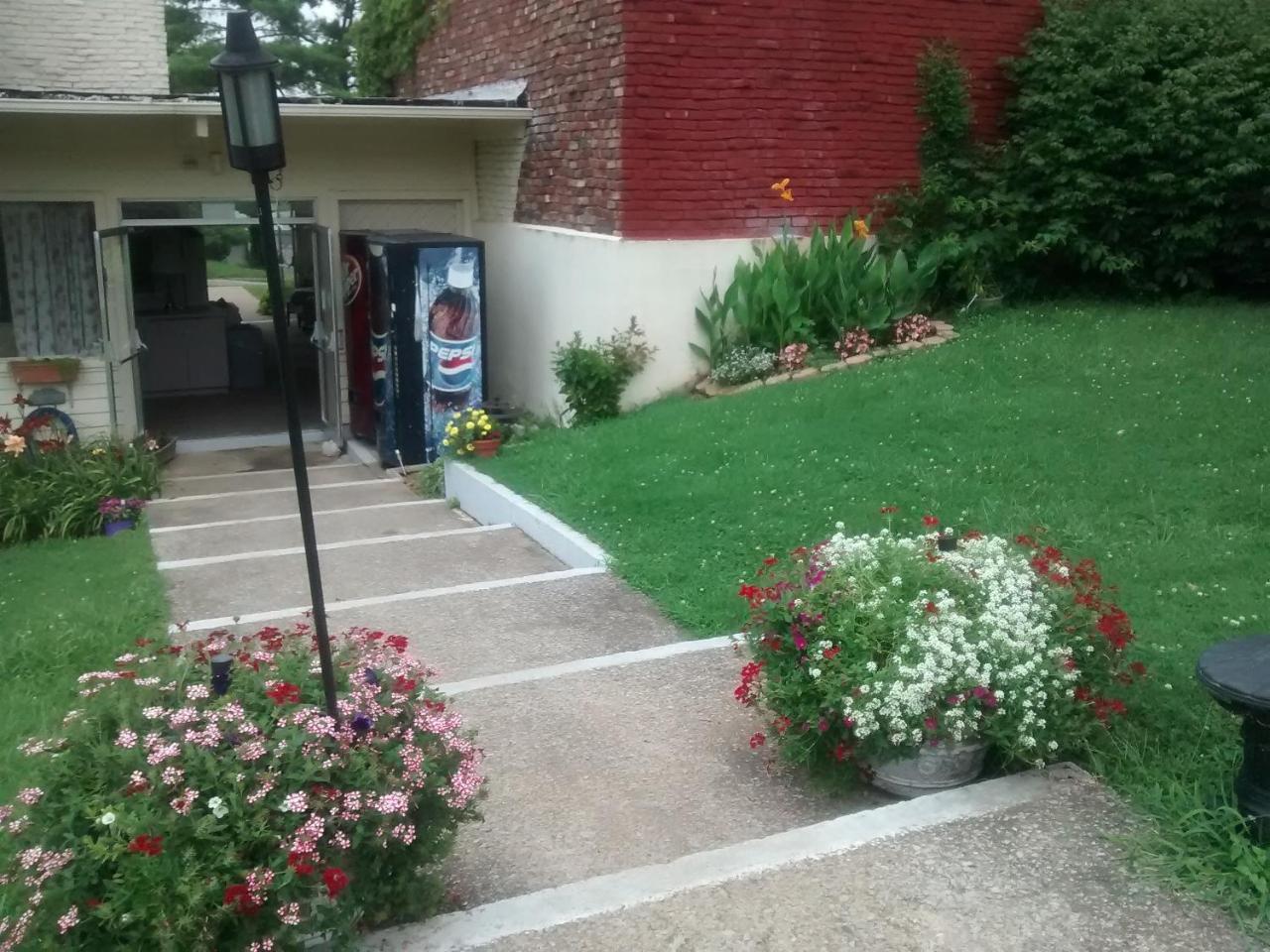 Ken Bar Lodge Gilbertsville 외부 사진