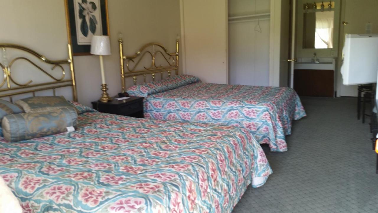 Ken Bar Lodge Gilbertsville 외부 사진